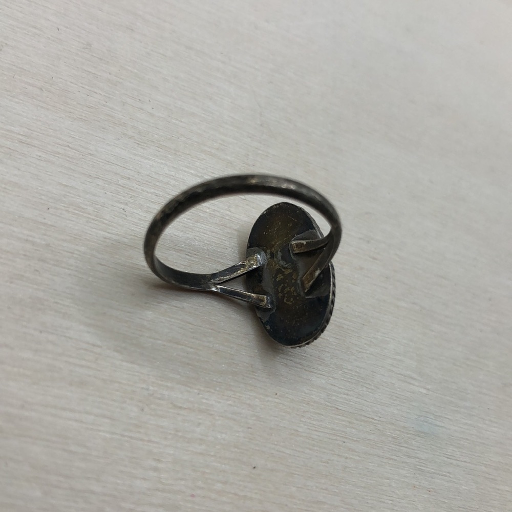 Vintage artisan MoP elegant ring sterling silver sz 7 rustic Native American - Picture 6 of 7
